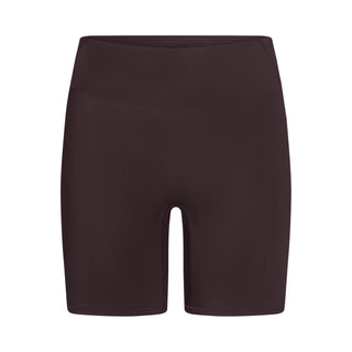 NikeSKIMS SHINE BONDED WAIST 5" BIKER SHORT | PHOENIX