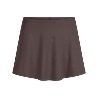 SMOOTH LAYERS MINI SKORT | RAISIN