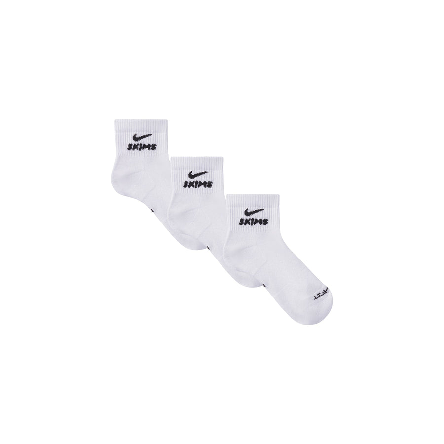 NikeSKIMS ACCESSORIES DRI-FIT™ QUARTER CREW SOCK 3-PACK | SNOW