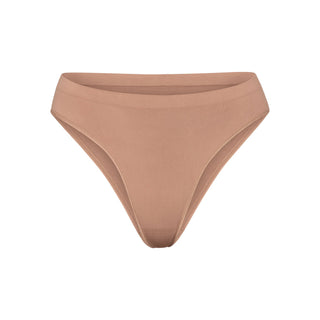 SOFT SMOOTHING SEAMLESS BRIEF | SIENNA