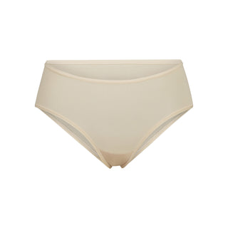 FITS EVERYBODY BRIEF | SAND