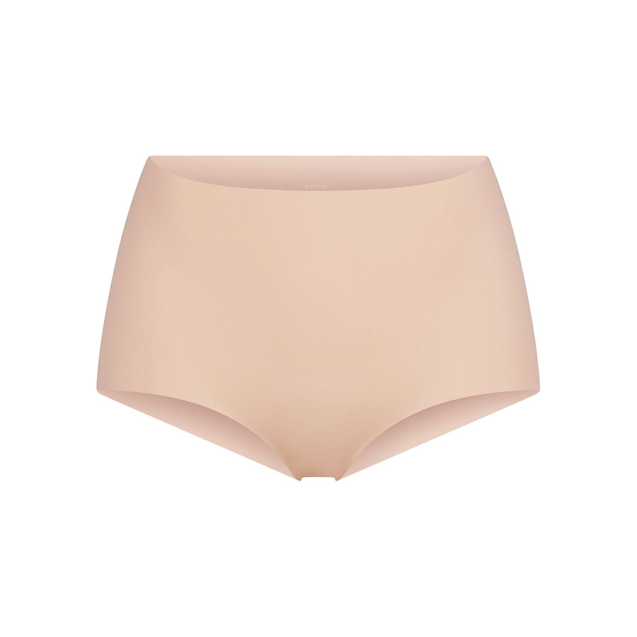 NAKED BOY SHORT | MICA