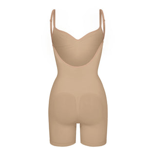 SEAMLESS SCULPT LOW BACK MID THIGH BODYSUIT | CLAY