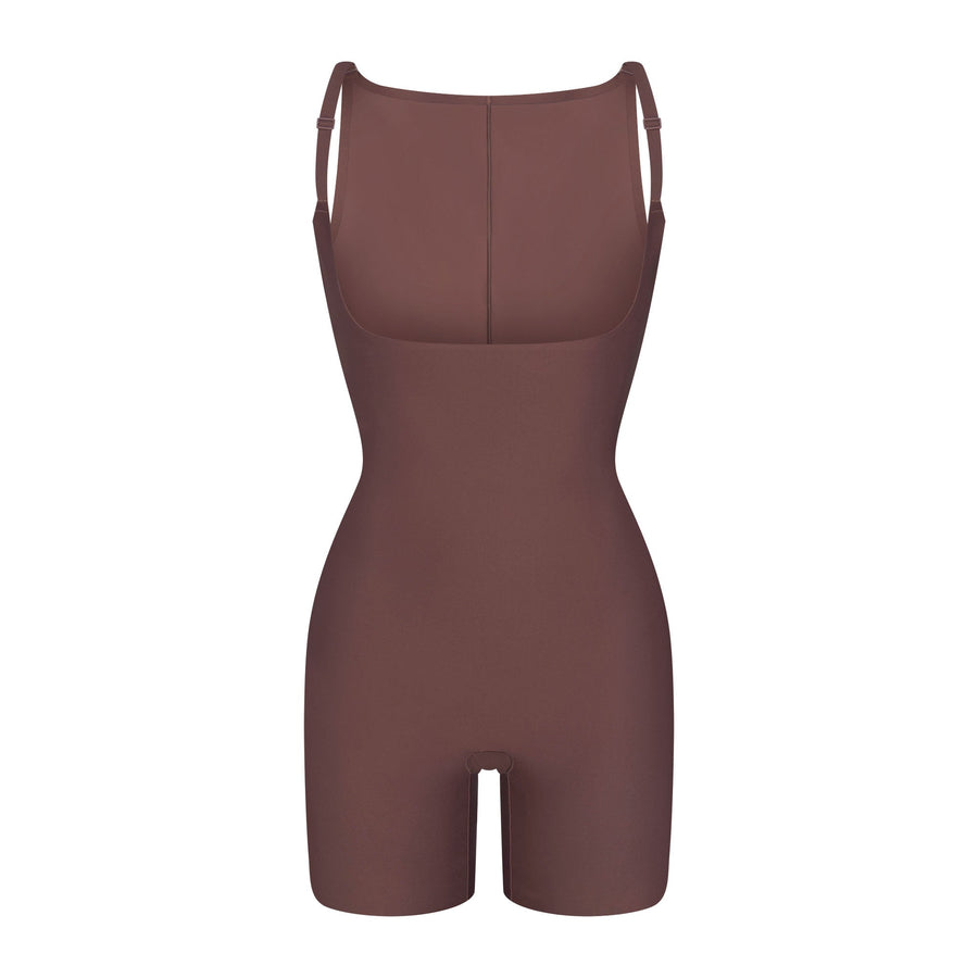 SKIMS BODY CORE SCULPT BACK SMOOTHING OPEN BUST MID THIGH BODYSUIT | COCOA