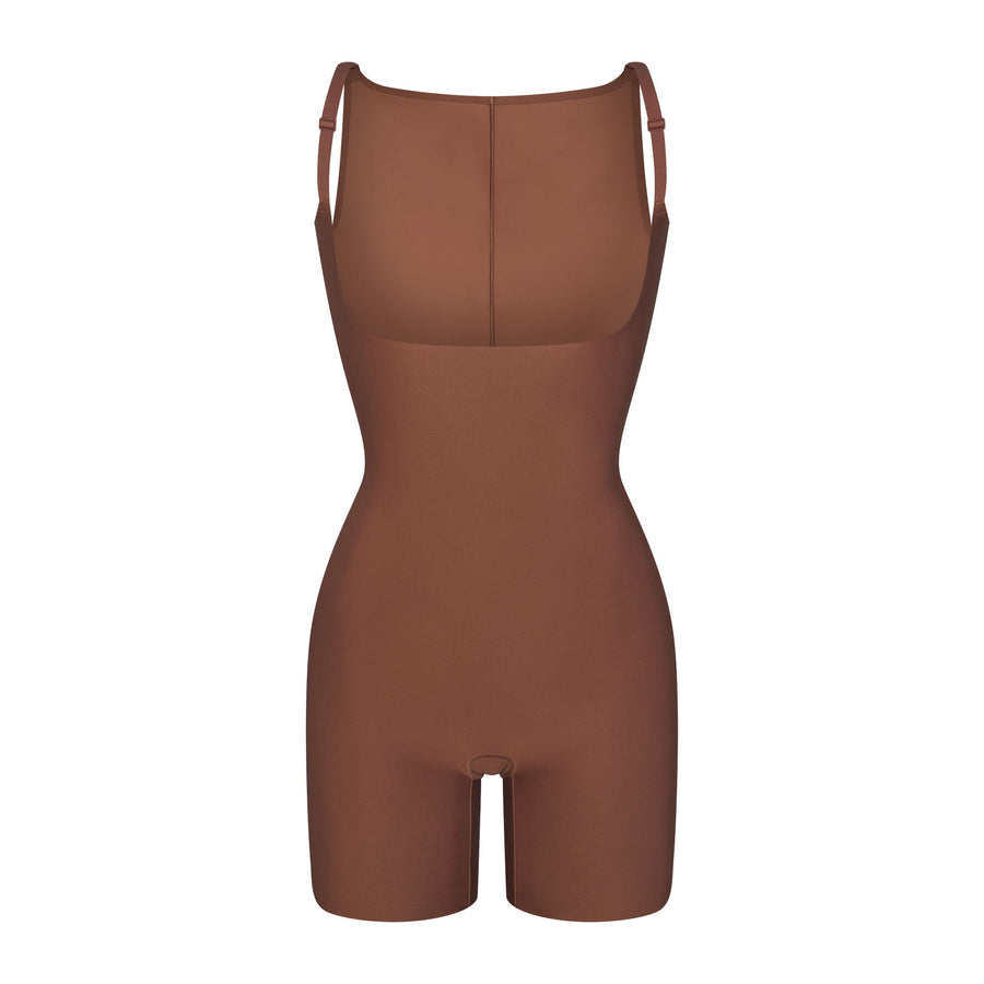 SKIMS BODY CORE SCULPT BACK SMOOTHING OPEN BUST MID THIGH BODYSUIT | JASPER