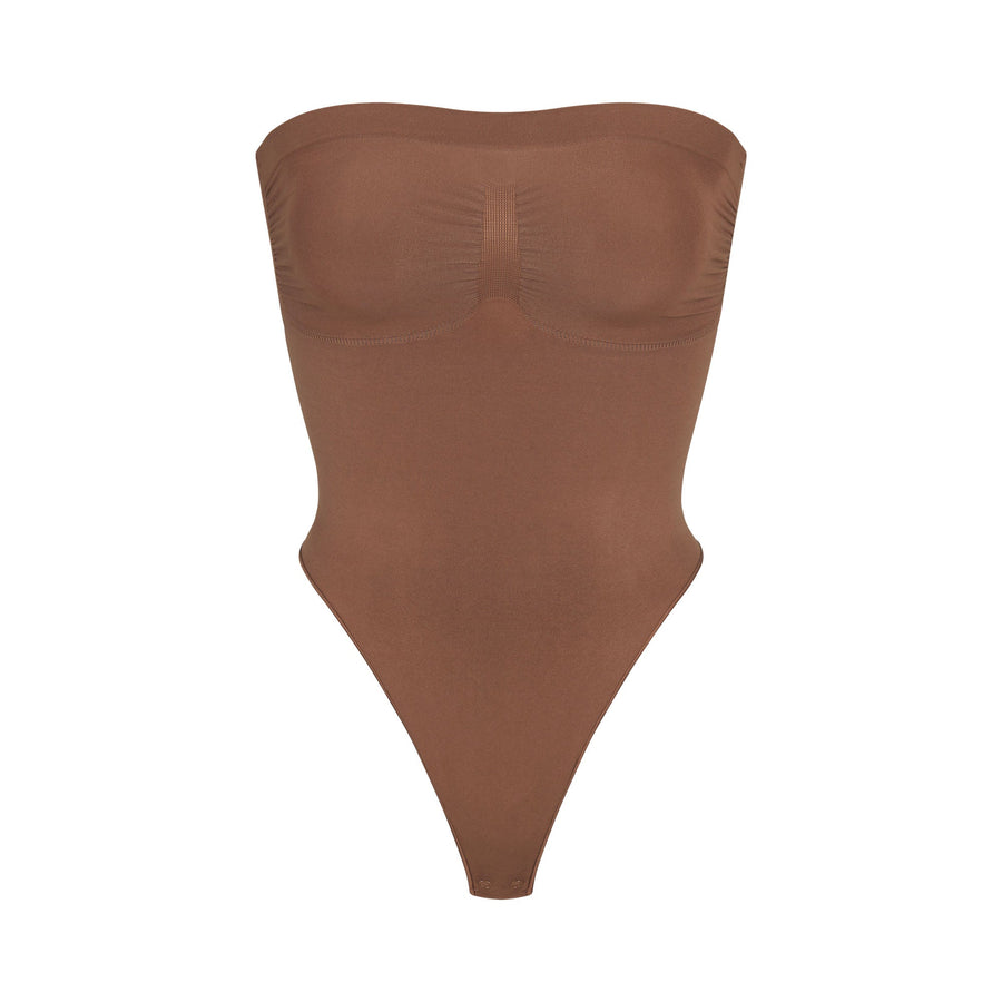 SEAMLESS SCULPT STRAPLESS THONG BODYSUIT | JASPER