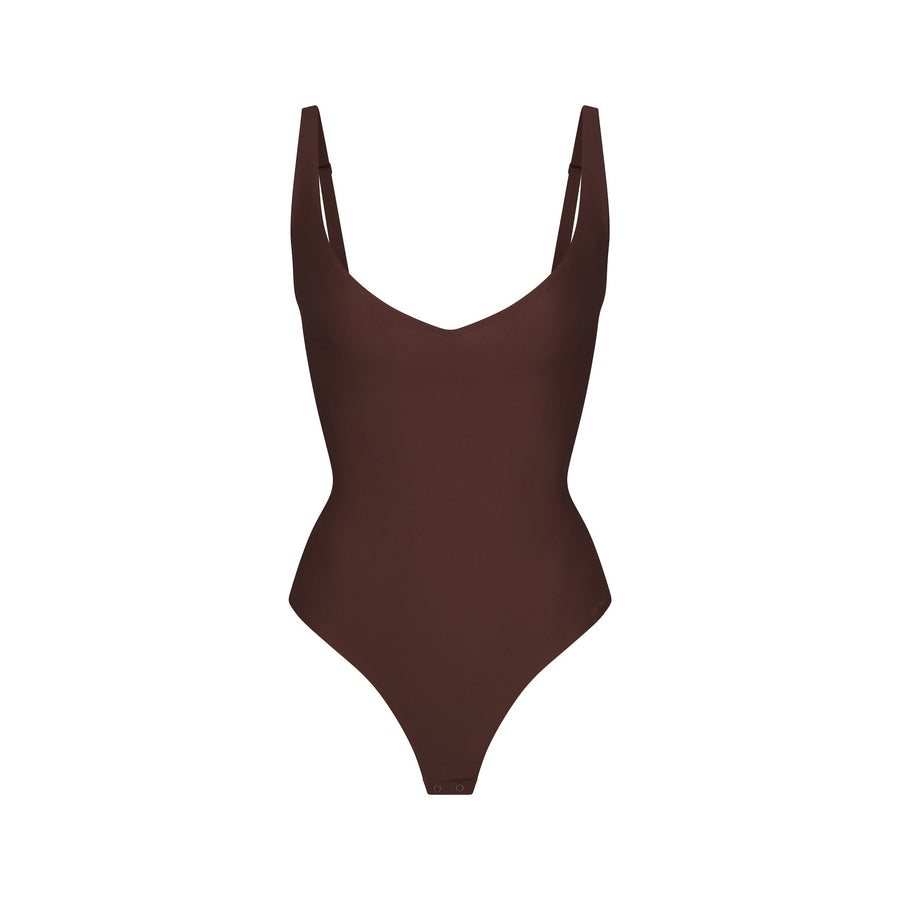 SKIMS BODY CORE SCULPT PLUNGE THONG BODYSUIT | COCOA