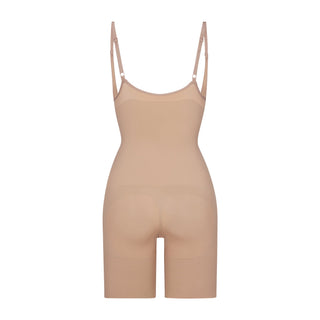 SEAMLESS SCULPT BUTT LIFTING OPEN BUST BODYSUIT | CLAY
