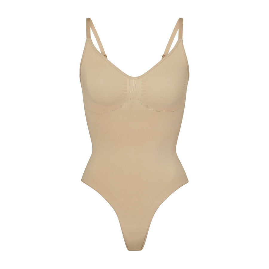 SEAMLESS SCULPT THONG BODYSUIT | CLAY
