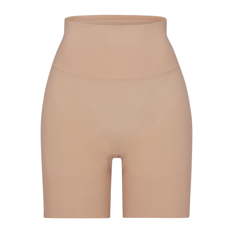 SEAMLESS SCULPT BUTT LIFTING SHORT | CLAY