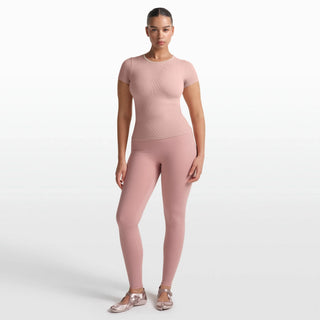 NikeSKIMS RIBBED SEAMLESS BABY TEE | HIMALAYAN