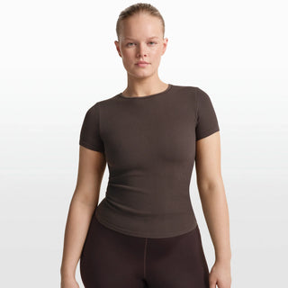 NikeSKIMS RIBBED SEAMLESS BABY TEE | PHOENIX