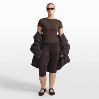NikeSKIMS RIBBED SEAMLESS BABY TEE | PHOENIX