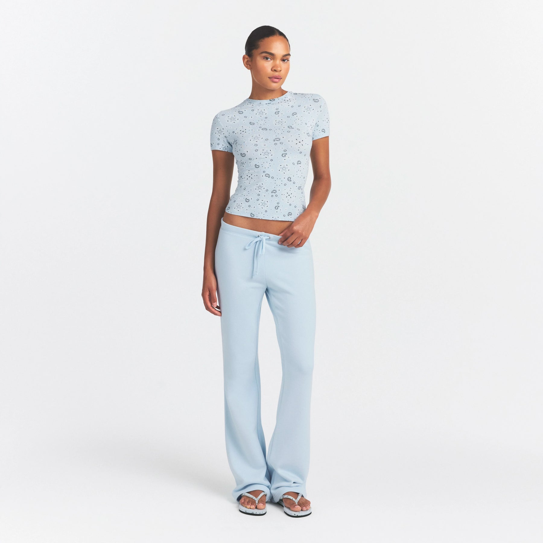 COTTON JERSEY T-SHIRT | POWDER BLUE BANDANA