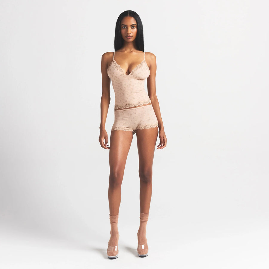 FITS EVERYBODY LACE TRIANGLE CAMI AND BOY SHORT SET | MICA SKETCHED HEARTS