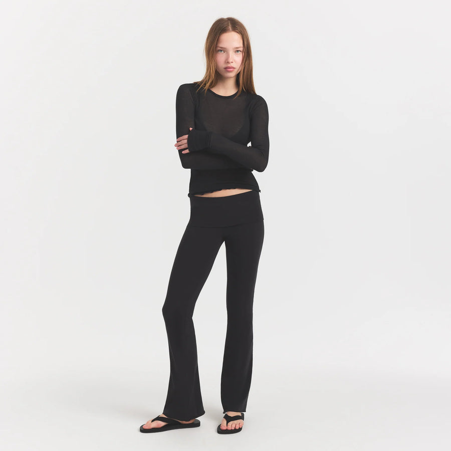 SHEER RIB LONG SLEEVE TOP | SOOT
