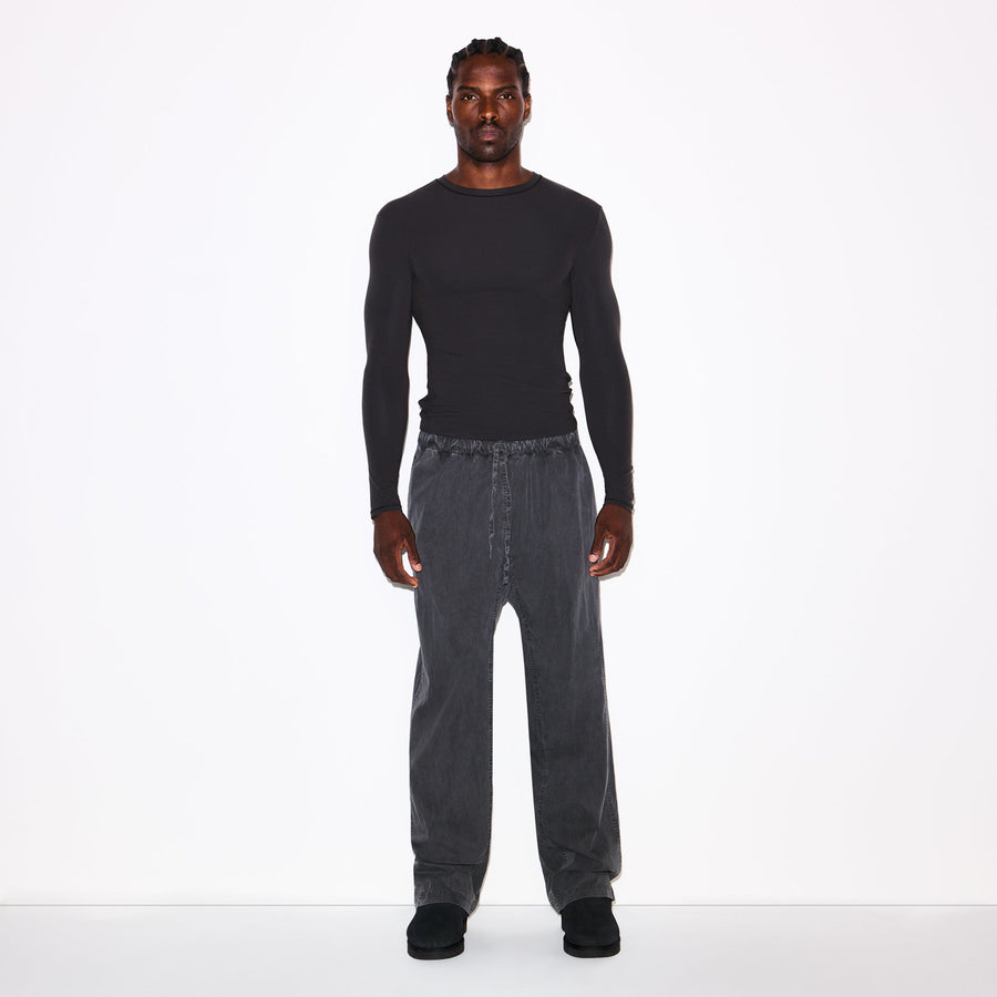 FITS EVERYBODY MENS SLIM LONG SLEEVE T-SHIRT | ONYX