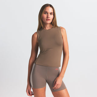 NikeSKIMS AIRY MUSCLE TEE | MYRRH