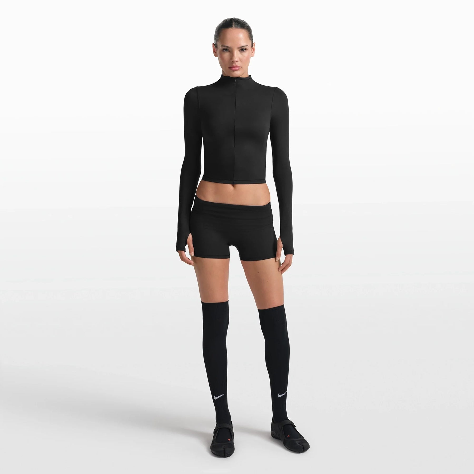 NikeSKIMS MATTE ZIP FRONT TOP | OBSIDIAN