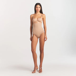POWER MESH SHAPEWEAR CORE SCULPT HIGH-WAISTED BRIEF | CLAY